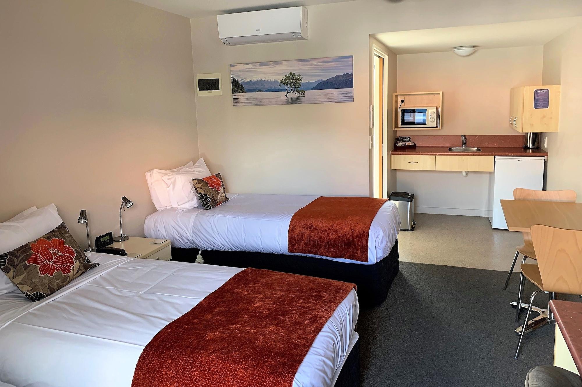 Bella Vista Motel Lake Ванака Екстер'єр фото