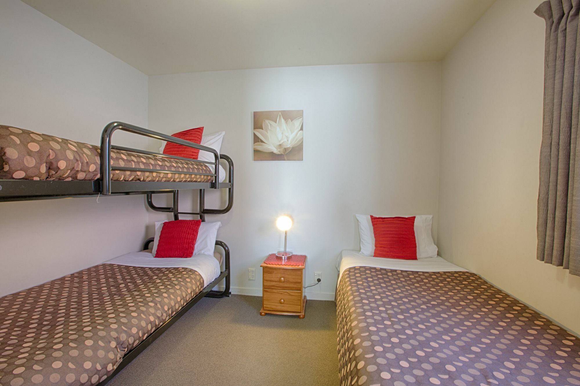 Bella Vista Motel Lake Ванака Екстер'єр фото