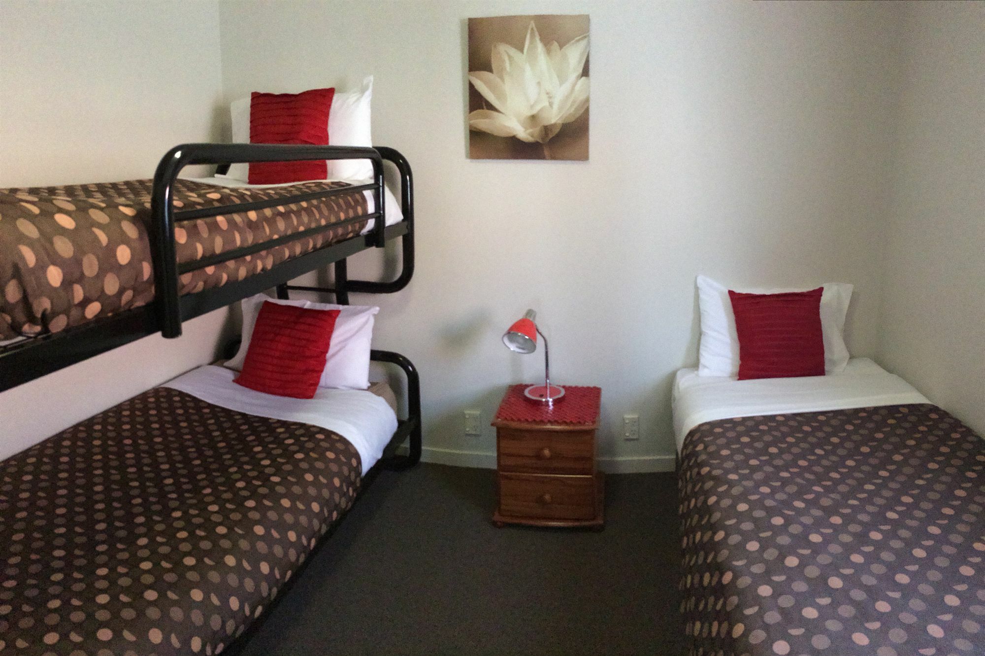 Bella Vista Motel Lake Ванака Екстер'єр фото